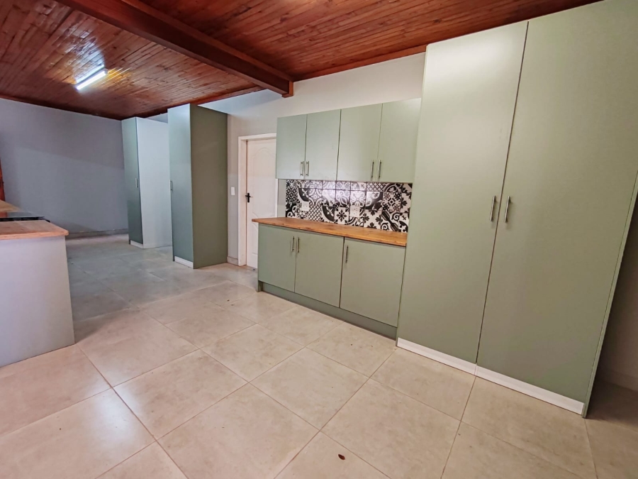 5 Bedroom Property for Sale in Miederpark North West